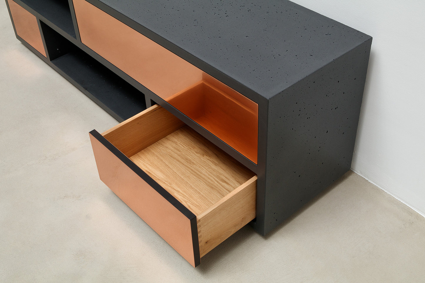 Beton-Sideboard COPPERBOX